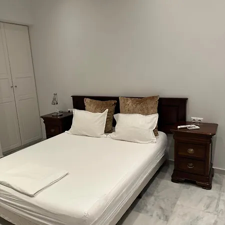 Palace Apartment Atene Esterno foto